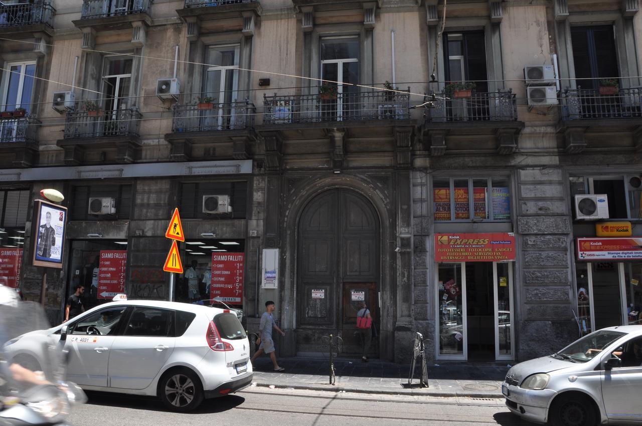 Benvenuto A Napoli Bed and Breakfast Buitenkant foto